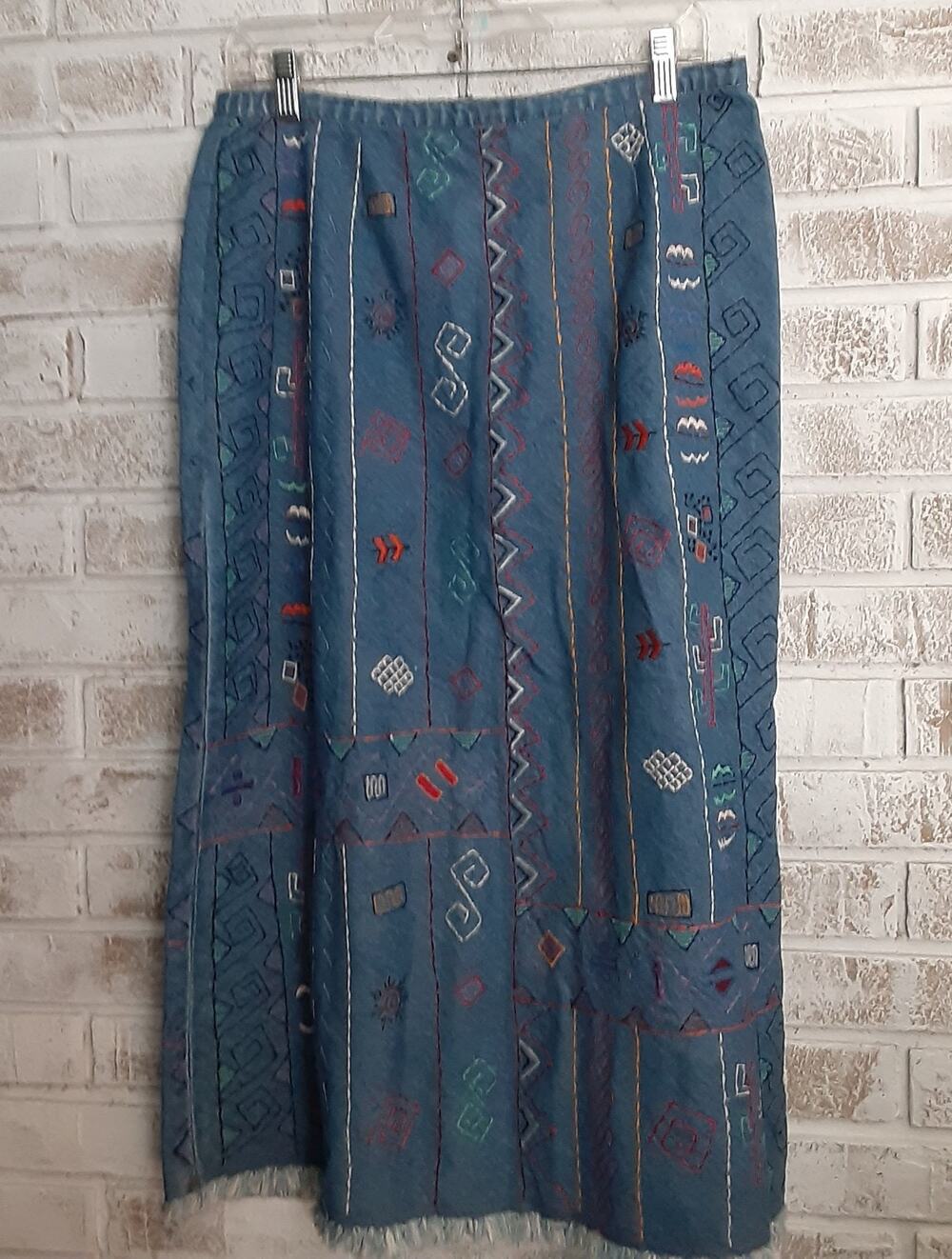 Vintage Chico's Design Denim Embroidered Skirt Wearable Art sz 1 32/33 Med Wash
